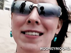 Желание deluca толстушки бикини на пляже и траханье