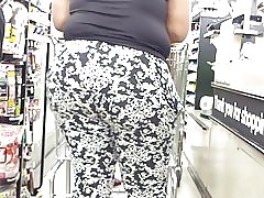 Пикантного страны задницу в магазине доллара.